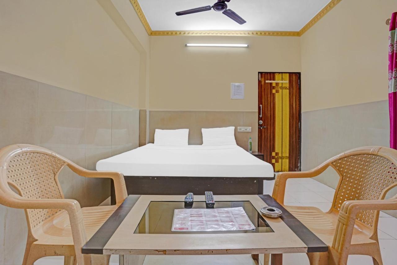 Spot On 81122 Alfa Lodge Mumbai Exterior photo